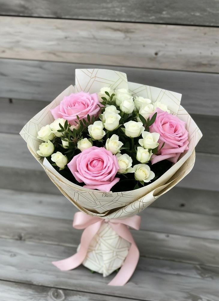 Букет цветов из: Розы в Смышляевка