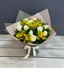 Букет цветов из:  Орхидеи и Розы в Смышляевка