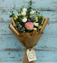 Букет цветов из:  Розы и Лизиантусы в Смышляевка